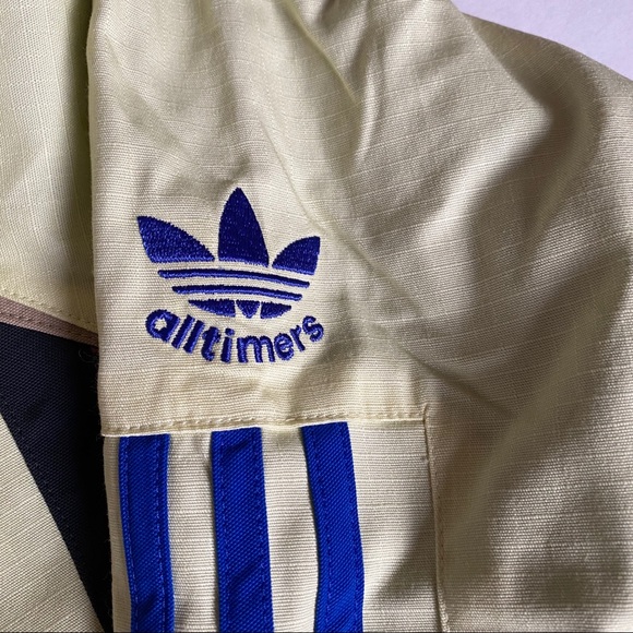 COPY - Adidas Snowboarding All timers Jacket EC33… - Picture 6 of 9